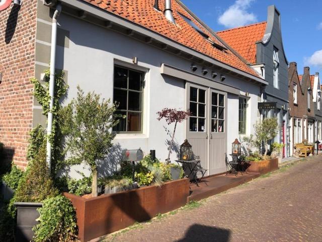 B&B With Or Without De Schuur Zierikzee Bagian luar foto