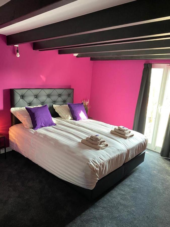 B&B With Or Without De Schuur Zierikzee Bagian luar foto