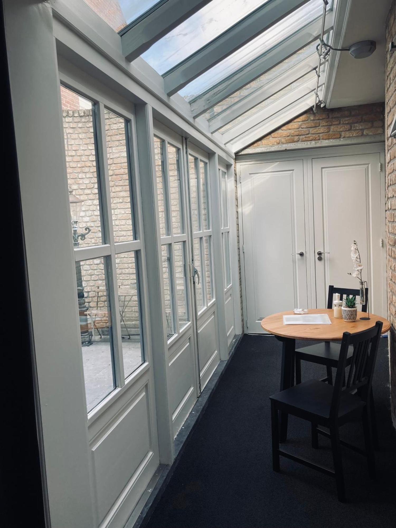 B&B With Or Without De Schuur Zierikzee Bagian luar foto